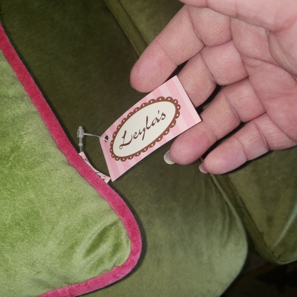 NWT Velvet Pillow Girls Rule Cute great Gift - Picture 4 of 5